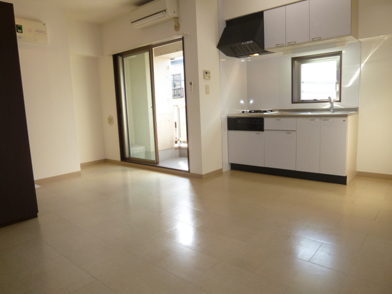 Living and room