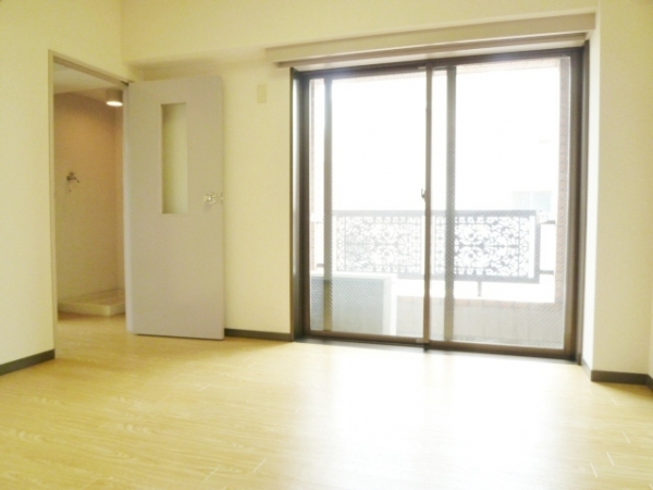 Living and room