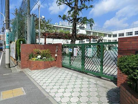 Primary school. Nakano Ward Kamitakada to elementary school 699m