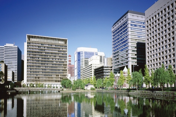 Tokyo Metro Tozai Line "Otemachi" direct 13 minutes to the station (13 minutes) (Photo Otemachi Station)