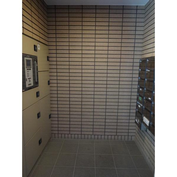 Other common areas. Set post ・ Courier BOX