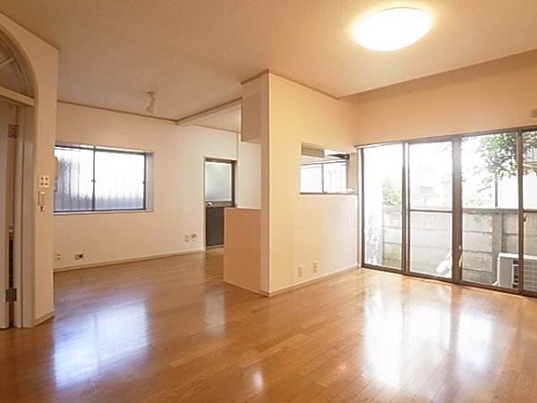 Living and room