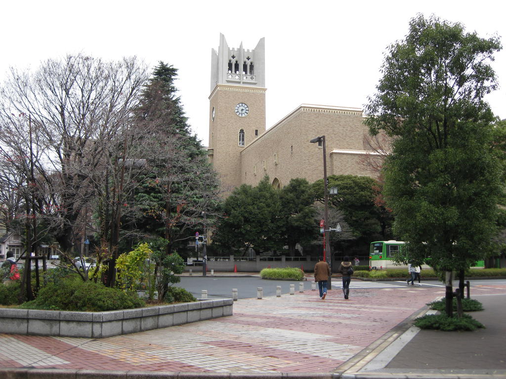 University ・ Junior college. Waseda University (University of ・ 2210m up to junior college)