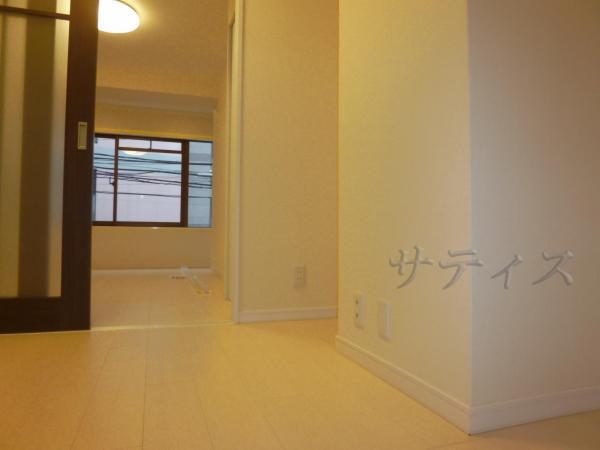 Living. New interior renovation properties! Even in Shinjuku-ku,, Quiet residential area