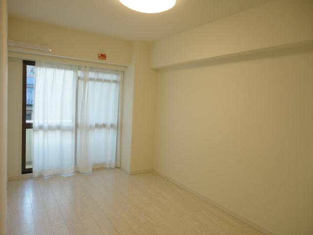 Non-living room