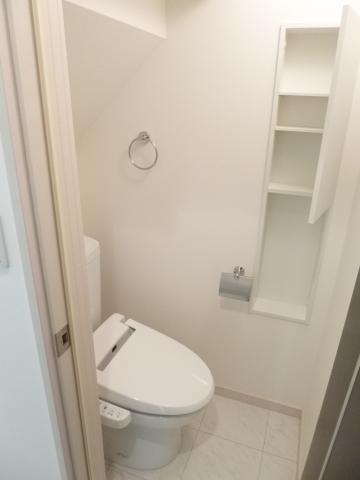 Toilet. 1st floor