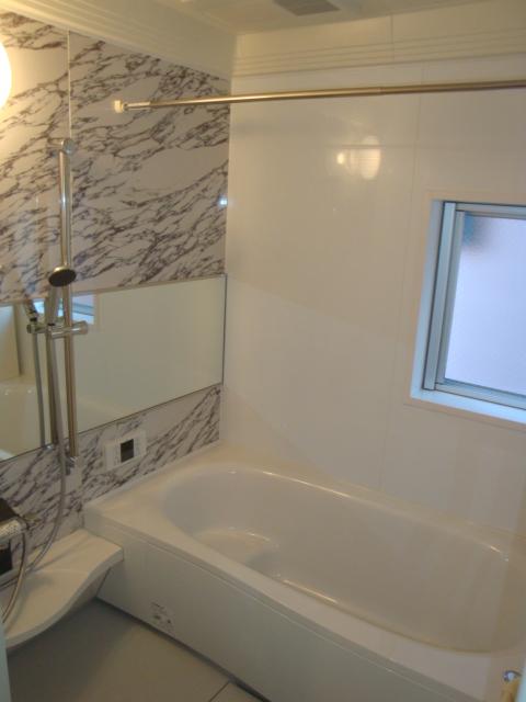 Bathroom. Indoor (January 2013) Shooting