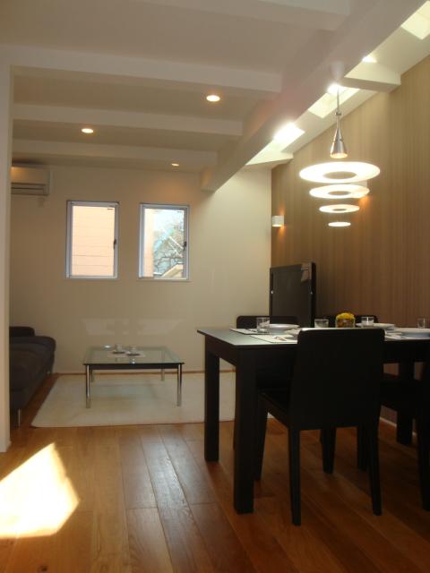 Living. Indoor (January 2013) Shooting