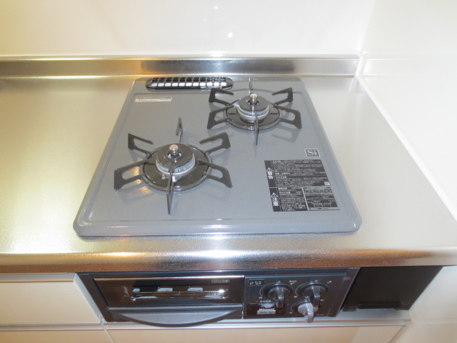 Kitchen. ☆ With a two-burner stove grill ☆ ※ Inverted type ※