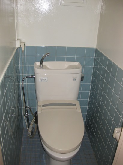 Toilet