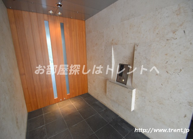 Entrance. auto lock