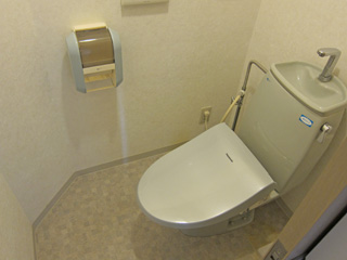 Toilet