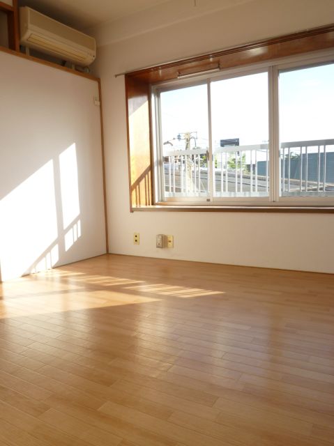 Living and room. Sunny flooring of the room