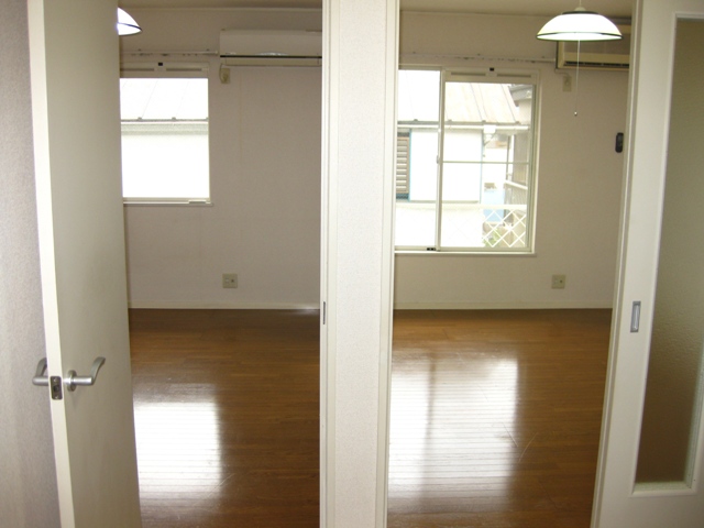 Other room space.  ☆ It is a photograph of the room on the same floor plan ☆