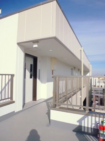 Other common areas. The top floor fourth floor corridor part