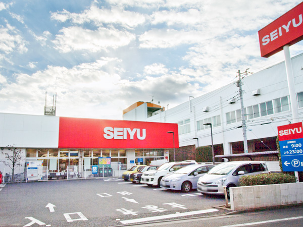 Surrounding environment. Seiyu Takaidohigashi store (about 820m / Walk 11 minutes) deployed in a day, seven days a week for groceries and a grocery floor. Fresh food and prepared foods, kitchen, Washing, It sells cleaning supplies.