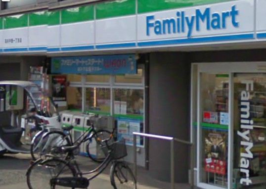 Convenience store. FamilyMart Takaidonishi 60m until chome store (convenience store)