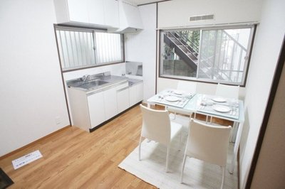 Kitchen. Dining space (furniture is not attached)