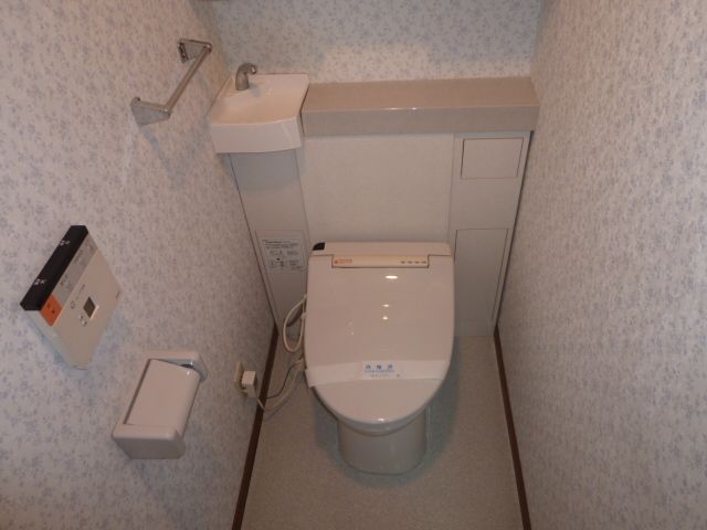 Toilet