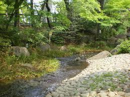 park. 500m to Sanshinomorikoen (park)