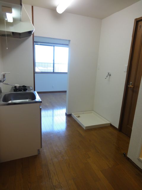 Kitchen. Indoor Laundry Storage