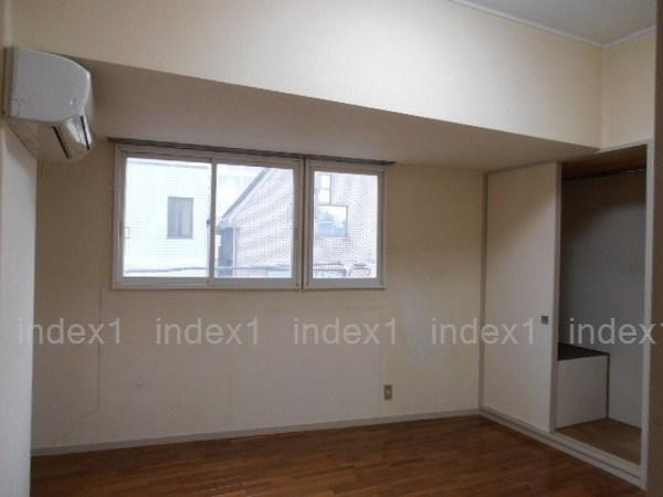 Non-living room. The window has been paired glass specification