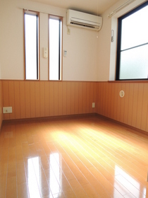 Living and room. 4.6 tatami flooring of the room ☆