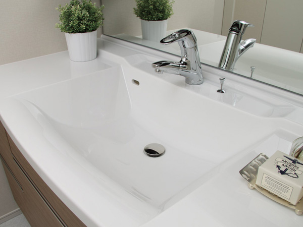 Bathing-wash room.  [Basin counter-integrated bowl] Care also smoothly without seams. It has adopted a beautiful counter-integrated basin bowl. (Same specifications)