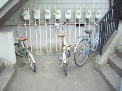 Other common areas. Put the bicycle