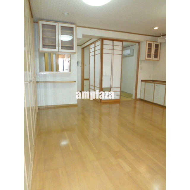Living and room