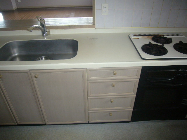 Kitchen. And gas stove exchange.  ※ It is not attached oven