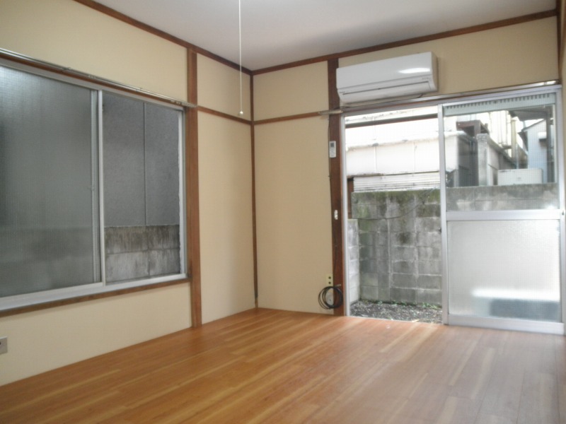 Living and room