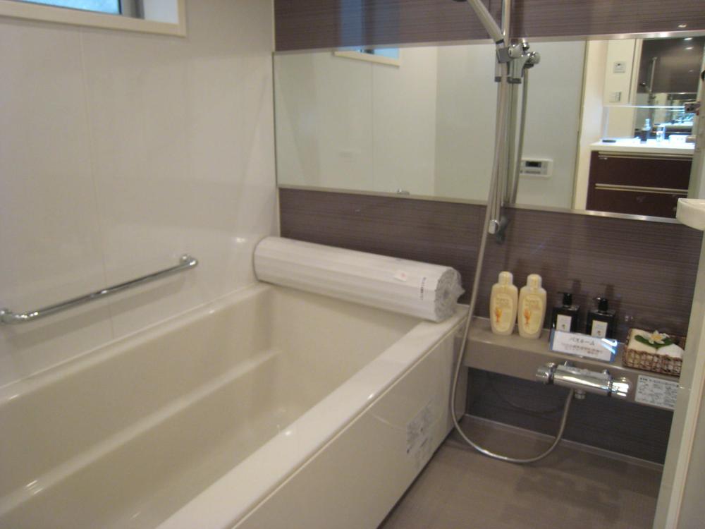 Same specifications photo (bathroom). bathroom Example of construction