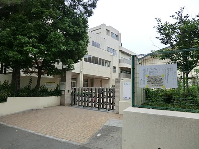 Primary school. 679m to Suginami Ward Takaido Elementary School