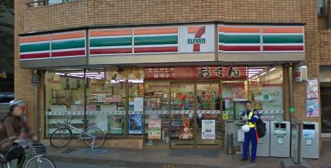 Convenience store. Seven-Eleven Izumi store up (convenience store) 482m