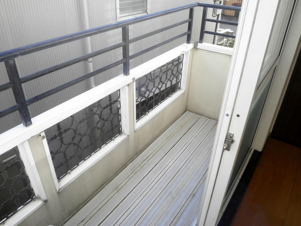 Balcony. South balcony of the day Shanshan