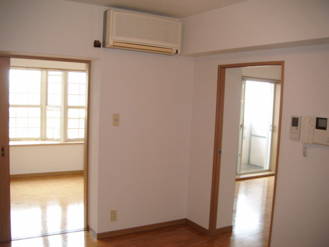 Living and room