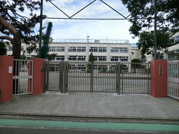 Primary school. Amanuma until elementary school 1040m