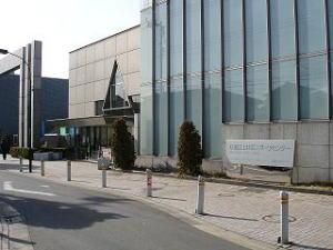 Streets around. There in the 500m Tokyo's largest sports facility to the Suginami Sports Center, Wonderfully also facility management, You can enjoy a variety of sports. Osteopathic Council from the nursing room, Equipped to sports cafe. 