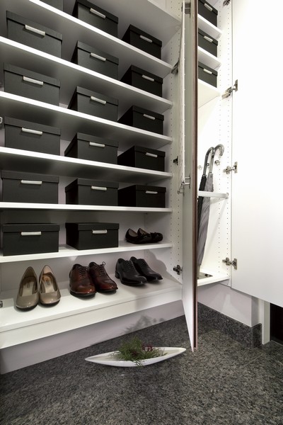 Such as plenty of shoes at the entrance can be stored established a "shoe box"