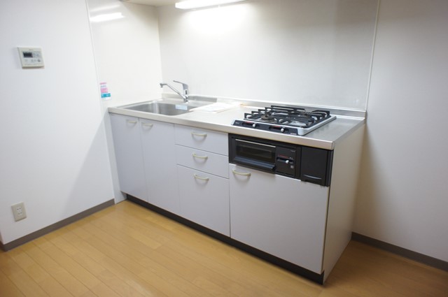 Kitchen.  ☆ System kitchen with grill ☆ 