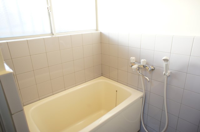 Bath.  ☆ It is a photograph of the 203 in Room ☆ 