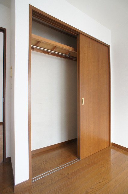 Receipt. Large closet that can be refreshing accommodate the increasing number tend to luggage