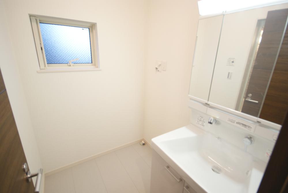 Same specifications photos (Other introspection). Shampoo dresser in the morning Shan, Three-sided mirror to the set of hair, This storage capacity is a toothbrush, etc. ・ ・ ・ (Enforcement example)