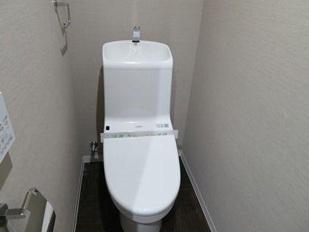 Toilet.  ◆ Already the new interior renovation ◆ Washlet with function