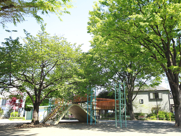 Surrounding environment. Asagaya central park (5-minute walk / About 400m)