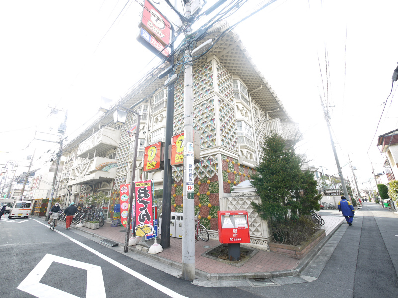 Convenience store. Daily Yamazaki Suginami Izumi store up (convenience store) 215m