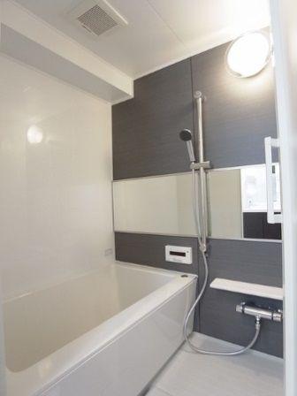 Bathroom.  ◆ New interior renovation completed ◆ Add cooked with unit bus