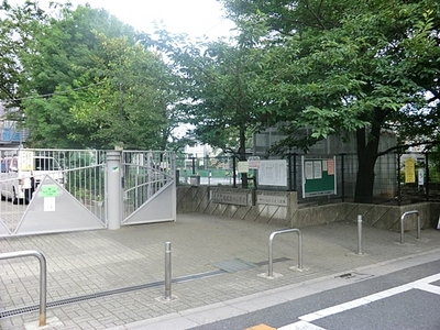 Primary school. 145m to Suginami Ward Suginami fourth elementary school (elementary school)