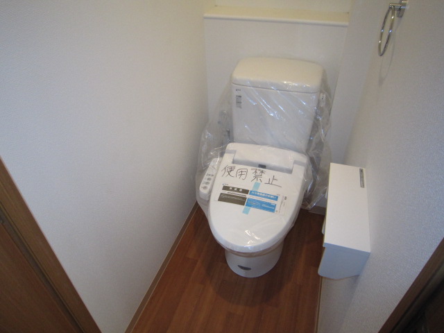 Toilet.  ☆ The toilet, Comfortable Washlet equipped ☆ 